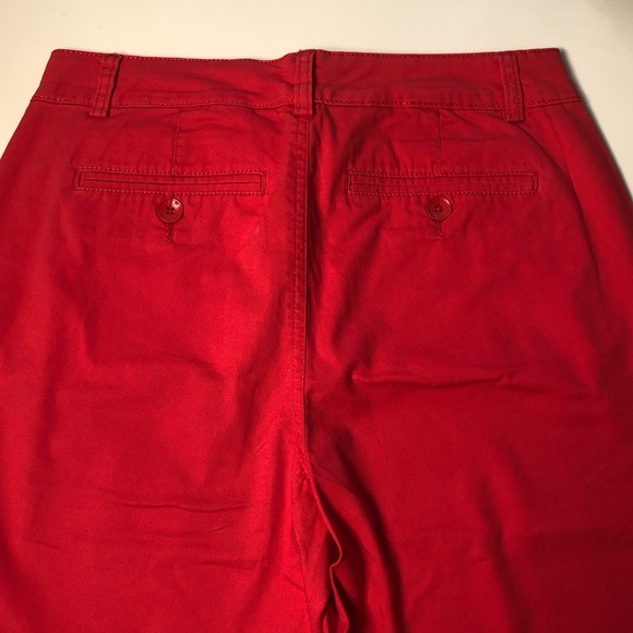 Red “Bandolino” Shorts - Picture 4 of 5